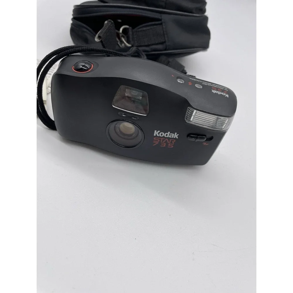 Kodak Star 735 Camera Built-in Flash 35mm UNTESTED With‎ Bag Instructions